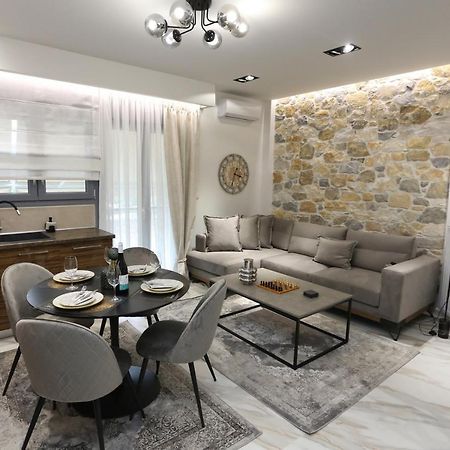 LA Larissa Luxury Apartments Trekke Extérieur photo