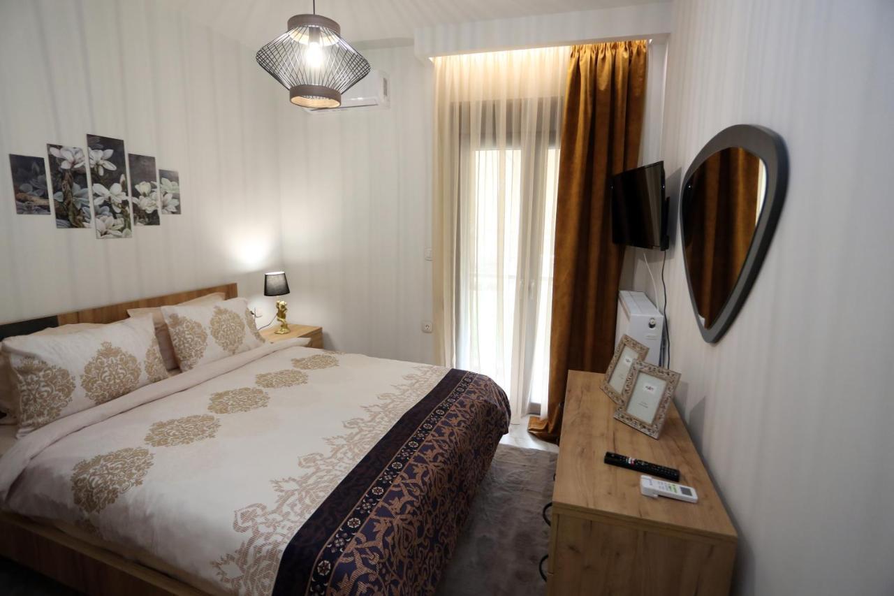 LA Larissa Luxury Apartments Trekke Extérieur photo