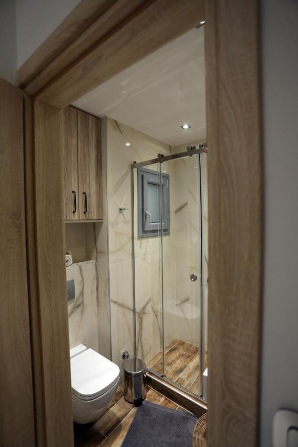 LA Larissa Luxury Apartments Trekke Extérieur photo